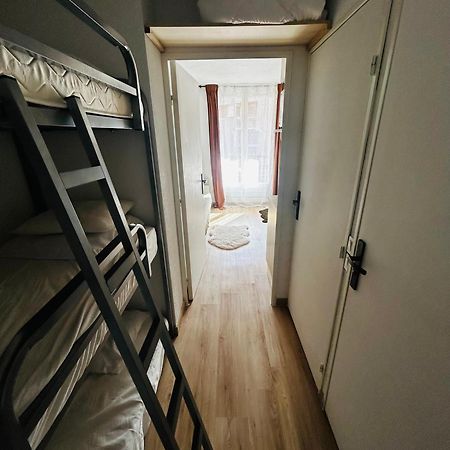 Studio Risoul 1850 Luaran gambar